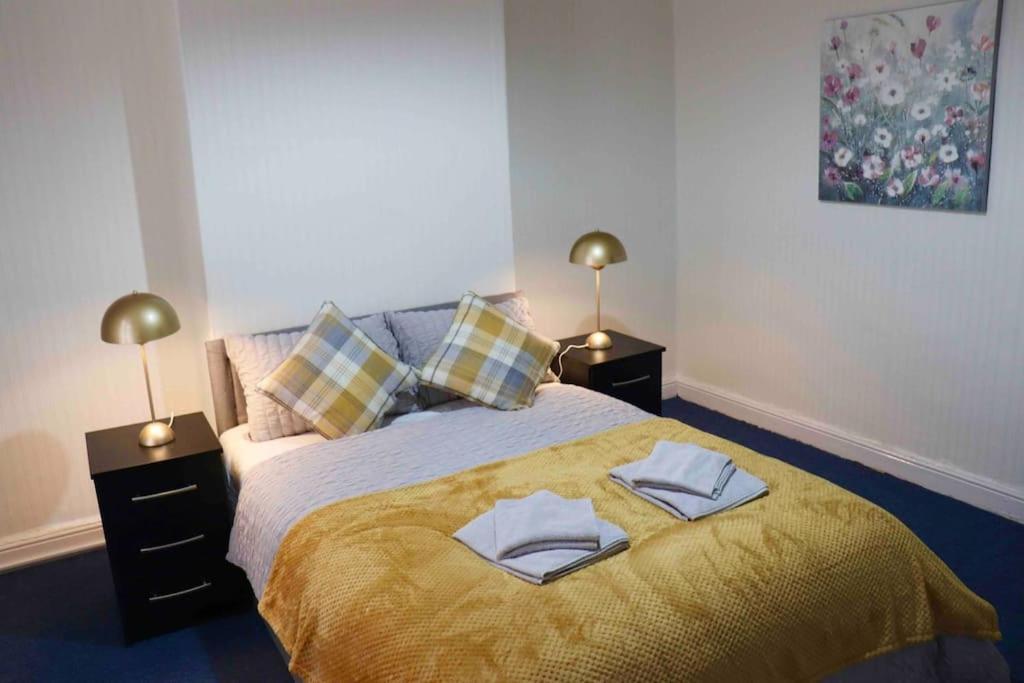 Ferienwohnung Peaceful 2 Bed House Free Wifi And Parking Leeds  Exterior foto